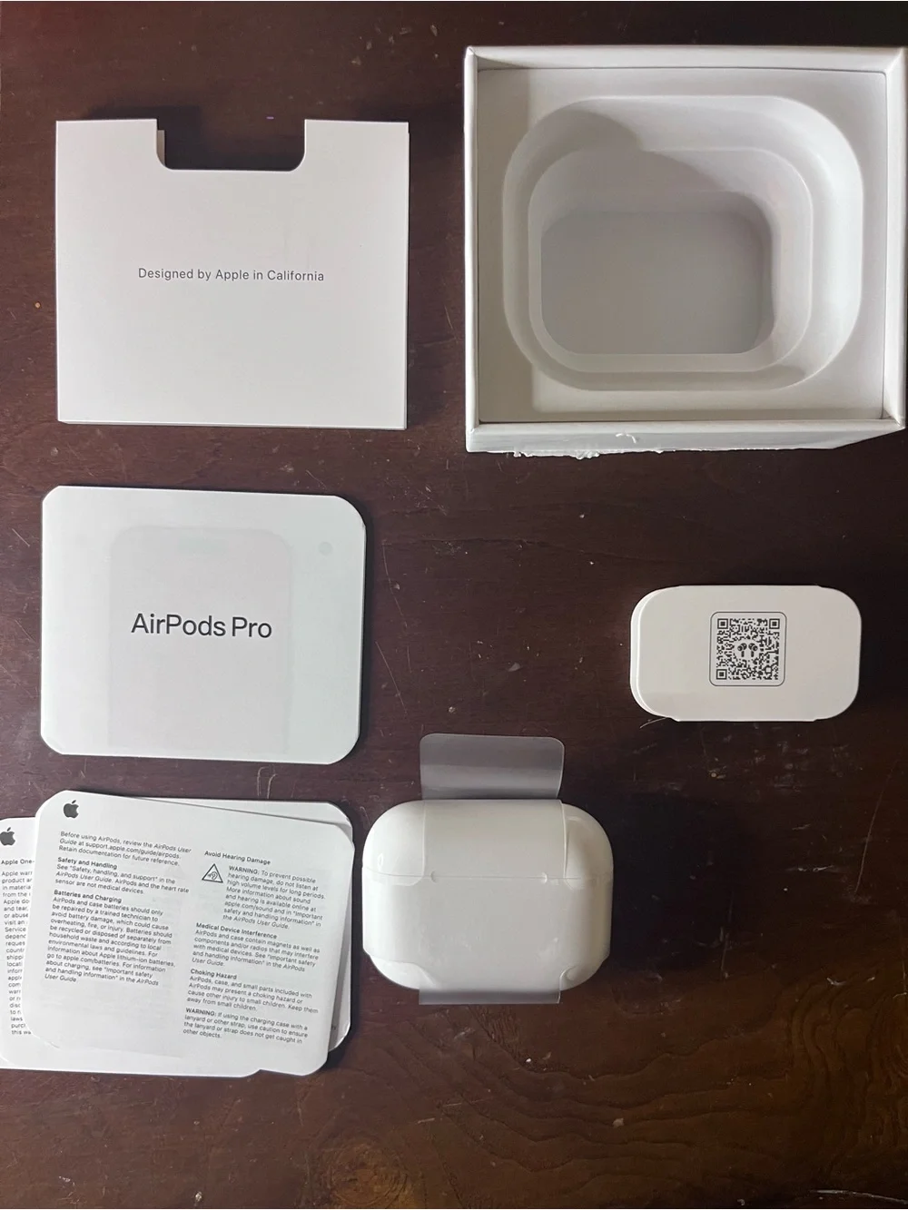 Apple White Earbud Headphones